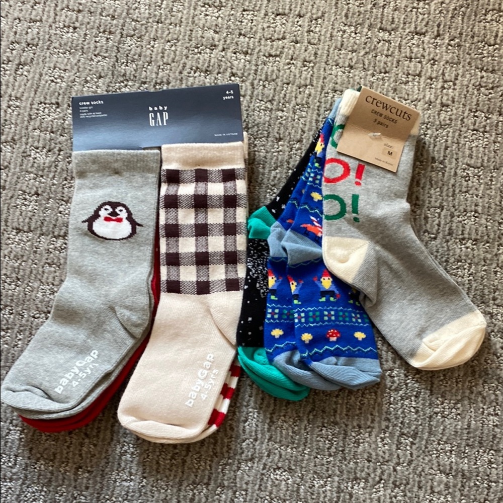 GAP Crewcut Socks Set - Multicolor. Size 4-5 kids age and k12-2 size shoe